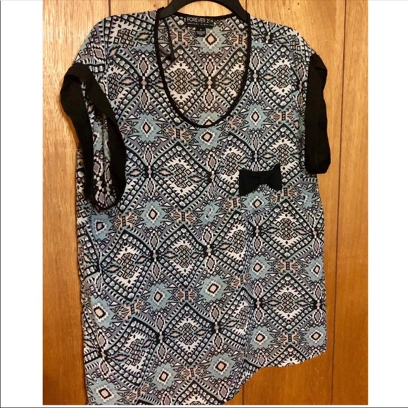 Light mint green plus size blouse with bow pocket - Picture 5 of 5